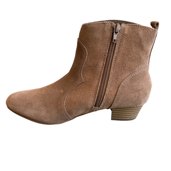 Steve Madden Girls JHipster Chelsea Boot Suede Taupe NWT - Picture 2 of 8